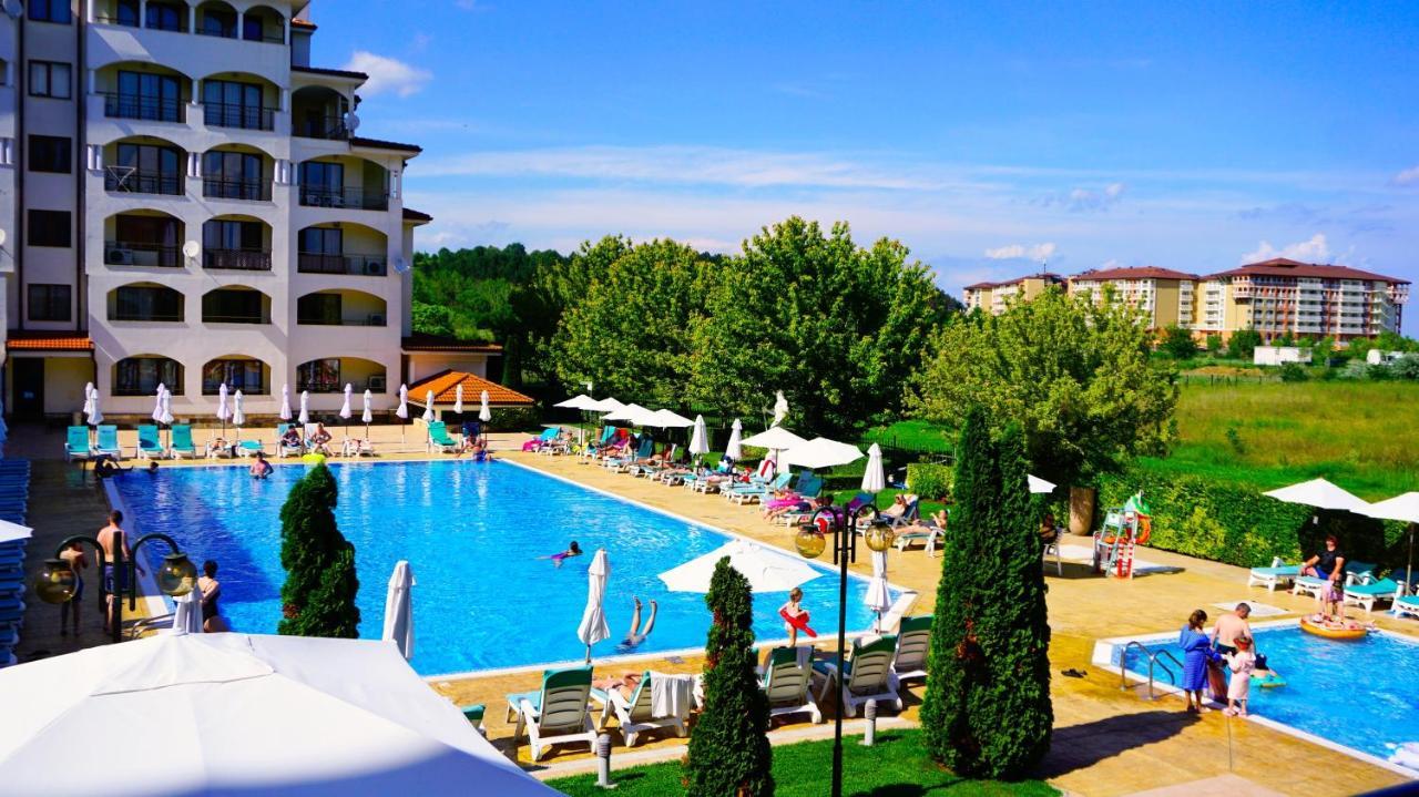 Апартамент Сънрайз Обзор - Apartment Sunrise Obzor Buitenkant foto