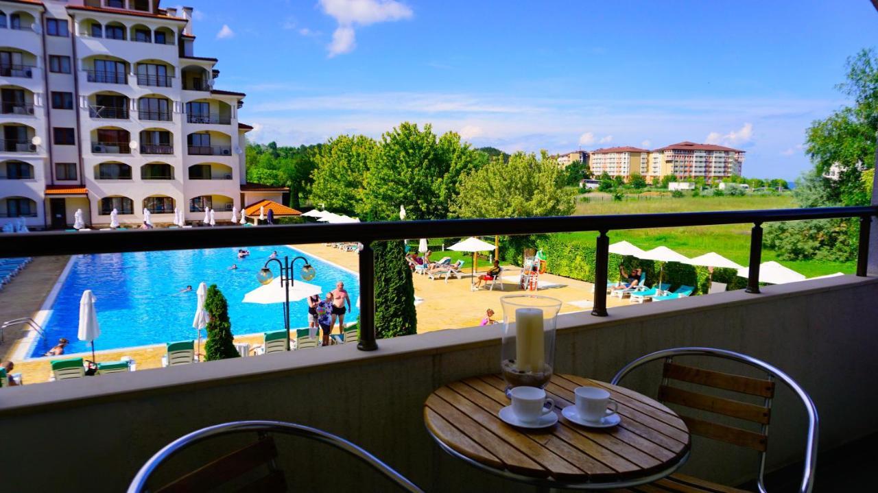 Апартамент Сънрайз Обзор - Apartment Sunrise Obzor Buitenkant foto